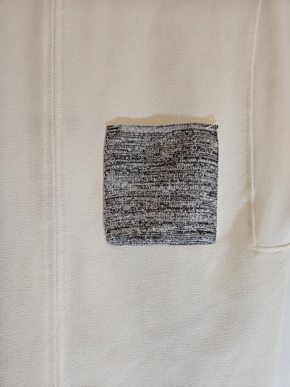 Zara Cream Short-Sleeve Top with Gray Pocket - Picture 3 of 6